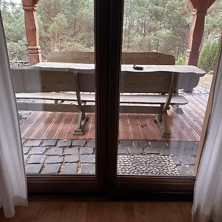 Na Skarpie Z Widokiem Na Jezioro Swornegacie