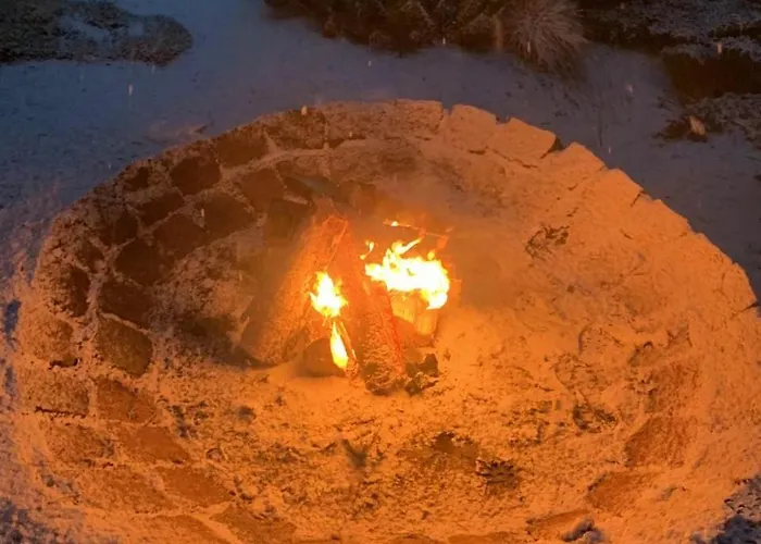 Na Skarpie Z Widokiem Na Jezioro سورنيغاسي