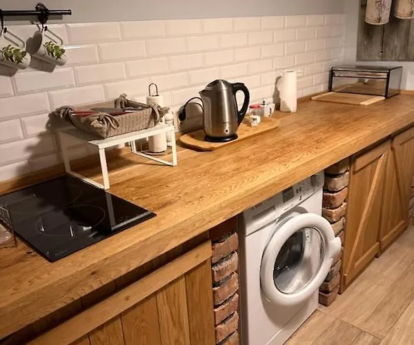 Na Skarpie Z Widokiem Na Jezioro شقة